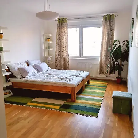 Cozyhome Retro Братислава