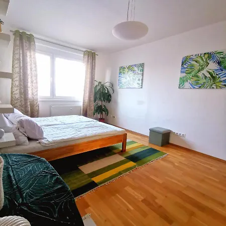 Cozyhome Retro Братислава