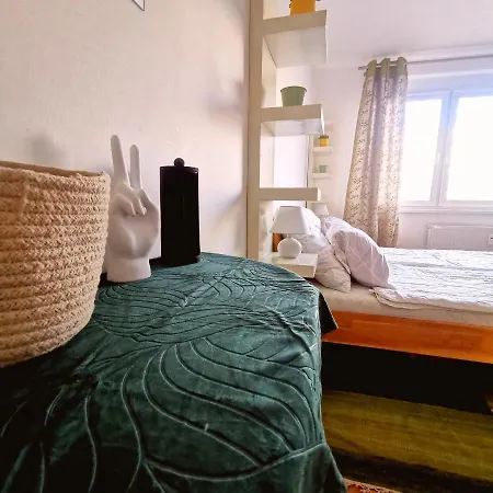 Apartment Cozyhome Retro
